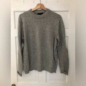 Banana Republic Men's Light Gray Speckled Crewneck Sweater